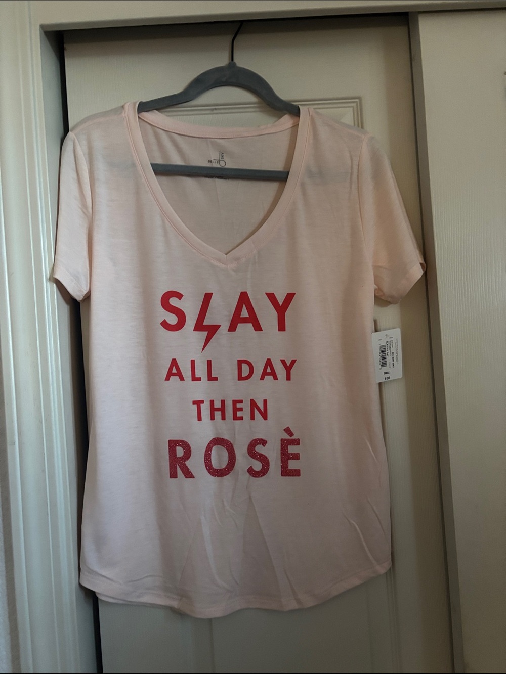 belle sky Light Pink V-Neck Tee with Red Graphic